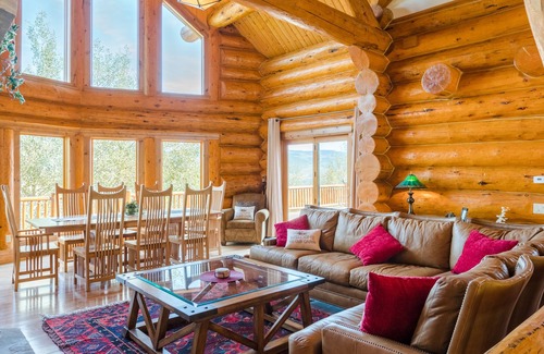 Edwards Casa | Cabaña en la montaña
