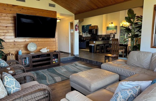 Makawao Casa | Exuberante privado 2 Acre Mountain Home Maui Permitido # STMP 2013-0001 muchas comodidades