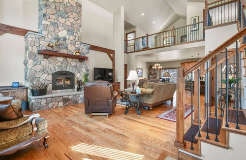 Woodland Park Casa | Private Lux Mtn Estate*Hot tub*
