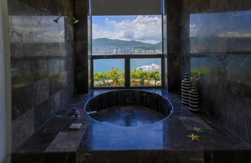 Unta Bruja Villa | Villa privada en Las Brisas, Acapulco zona segura, ¡vistas increíbles!