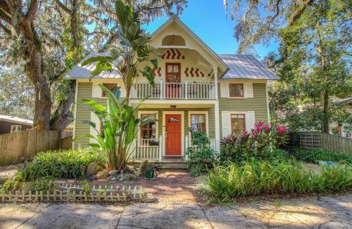 St. Augustine Casa | Private Luxury Cottage Close to Downtown