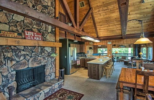 Lakehead Casa | Lodge privado de lujo con la mejor vista del lago Shasta y las cavernas de Shasta