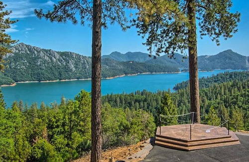 Lakehead Casa | Lodge privado de lujo con la mejor vista del lago Shasta y las cavernas de Shasta