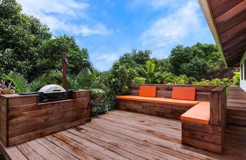 Qalito Island Casa | Private luxury holiday house retreat with a pool!