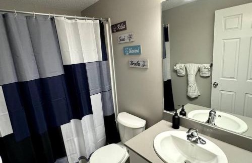 West Edmonton Apartamento | Private Luxury Suite Near West Edmonton Mall