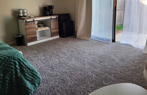 Fayetteville Otro | Private Master Suite - No Extra Fees