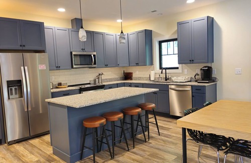 Penrose Apartamento | Private Mountain Getaway in Little River Valley