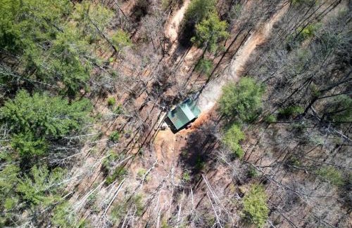 Franklin Casa | Private Mtn Love Shack w/fast wifi, BBQ & view