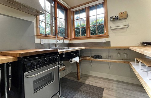 North Berkeley Apartamento | Private, New, Modern Studio in Prime North Berkeley, 1 block from Bart Station