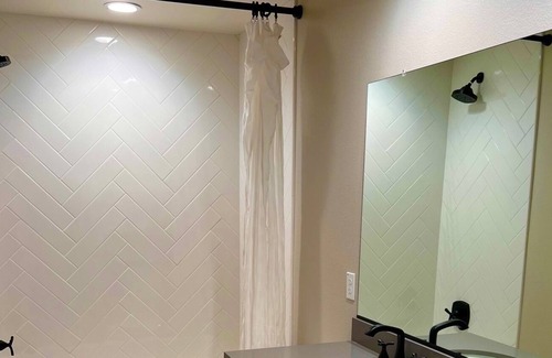 Victorville Casa | Private nice room in Victorville