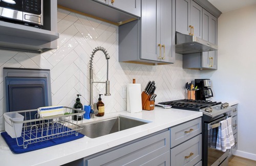 Bonita Casa | Private North Glendora Suite – Peaceful & Scenic SoCal Retreat Under Giant Oaks