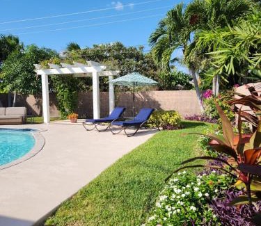 Naples Park Casa | Private Oasis!Bike to beach, heated pool