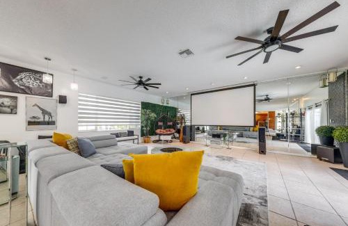 West Park Casa | Private Oasis in West Park Near the Beach!