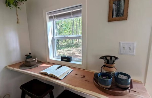 Sequatchie Cabina | Private Off-Grid Cabin on a Bluff
