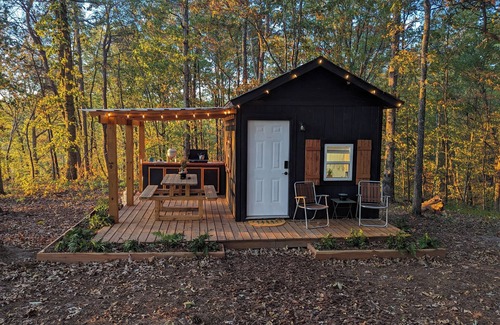 Sequatchie Cabina | Private Off-Grid Cabin on a Bluff