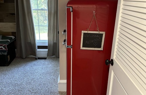 Camden Otro | PRIVATE one bed, one bath and separate entrance at Revolving Door Ranch