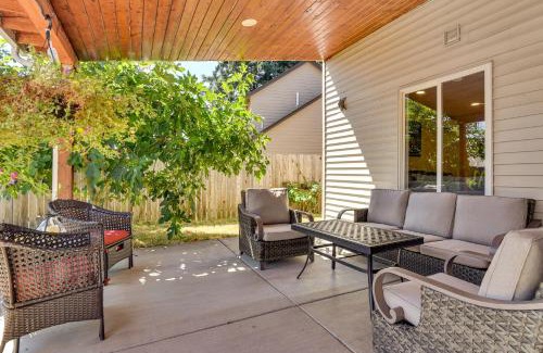 Five Corners Casa | Private Outdoor Space 9 Mi to Downtown Vancouver!