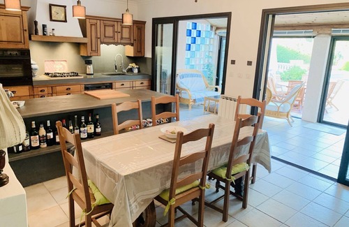 La Bouverie Casa | Casa mediterránea con piscina privada en la Riviera francesa