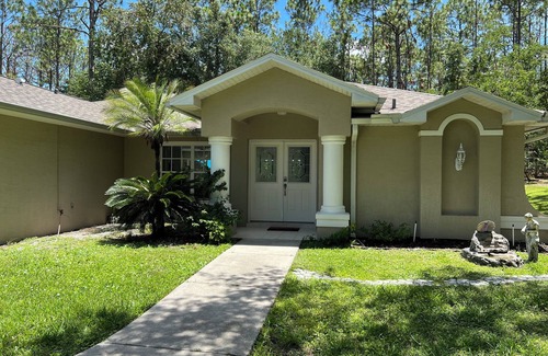 Spring Hill Casa | Private Paradise with heated pool on 2 acres! Pet friendly