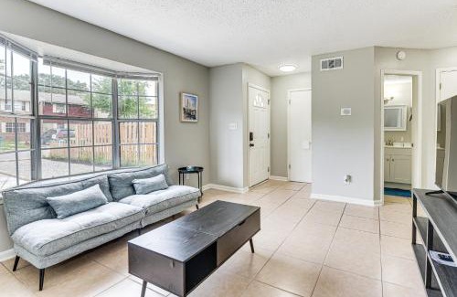 Wright Casa | Private Patio and Yard Fort Walton Beach Home!