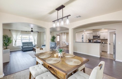 Killeen Casa | Private Patio Modern Killeen Vacation Rental!
