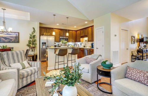 Cleveland Condominio | Private Patio: Residential Condo in Cleveland!