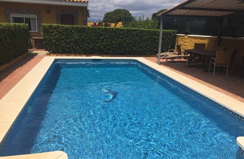 Pinos de Alhaurín Villa | tranquila villa privada para hasta 6 personas con su propia piscina privada y jardín.