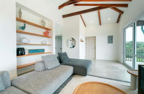 Las Escobas del Venado Apartamento | Private PentHouse H Sea Views Style & Serenity in Blue Venao