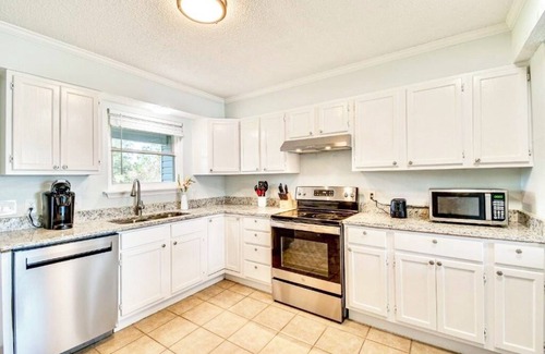 Siguenza Cove Apartamento | Private Perdido Key Coastal Retreat in Pensacola!