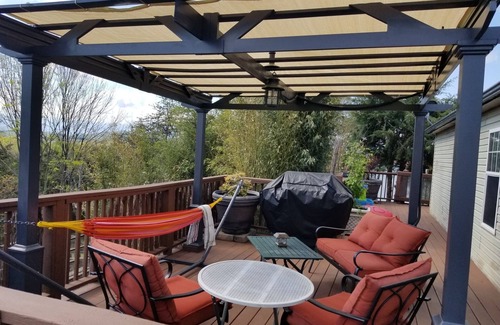 Sevierville Casa | Private Pet Friendly Home Near Exotic Deer Farm, Pigeon Forge and Gatlinburg TN