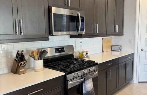 Maryvale Casa | Private Phoenix retreat Minutes from Westgate, Andretti Karting, and TWoods Golf