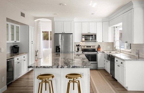 Santiago Casa | Pickleball Court, Movie Theater, PuttPutt, HotTub!