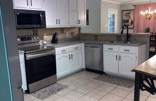 Olive Branch Casa | Private Pool-6 BR in Olive Branch -Near Stateline