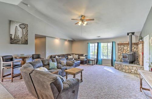 Weaverville Casa | Private Pool and Game Room Family Weaverville Gem
