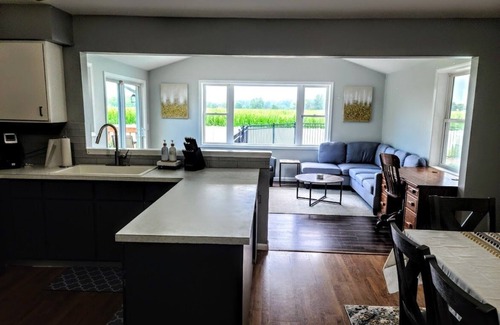 Birch Run Township Casa | Private Pool and Hot Tub Close to Frankenmuth