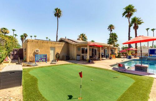 Vista Norte Casa | Private Pool and Putting Green Palm Springs Home!