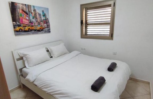 Eilat Apartamento | Private Pool & Garden Apartment by Simha Eilat