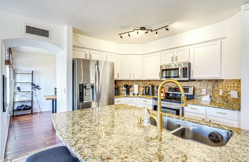 Deer Valley Casa | Private Pool & Grills: North Phoenix Retreat!