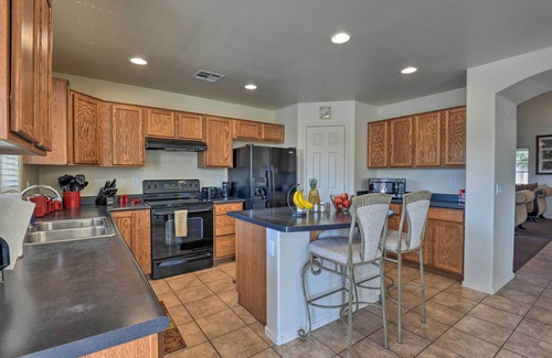 San Tan Valley Casa | ¡NUEVO! San Tan Valley Home w / Pool en el campo de golf!