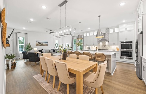 Gulfview Heights Casa | Private Pool, LSV, Bikes, BRAND NEW! Walk to Beach in Blue Mountain!