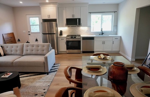 Valley Glen Casa | Private Pool + Parking, Many LA Attractions a Fifteen Minute Drive!