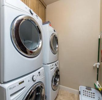 Hurricane Casa | Private Pool-Pickleball-4 King Suites-Sleeps 28 - Sand Hollow Springs