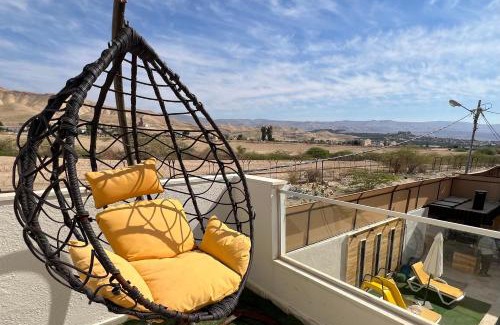 Al Kafrayn Villa | Private Pool - Relax Chalet Deadsea
