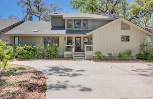 Sea Pines Casa | Private Pool & Spa - Golf Course Views - Walk to Harbour Town - 24 Stoney Creek Road