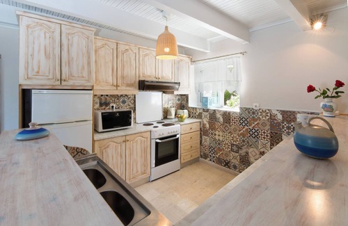Magazia Casa | Private pool, stone Mansion, great views Villa Maritsa