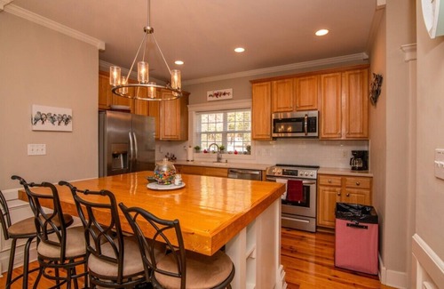 North Shore Acres Casa | Private Pool with Lazy River - The Memory Maker at Lake Gaston