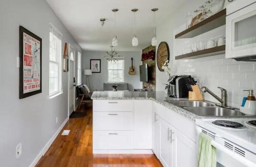 Shelby Hills Casa | Private prime new renovated E Nash - 5 min to DT