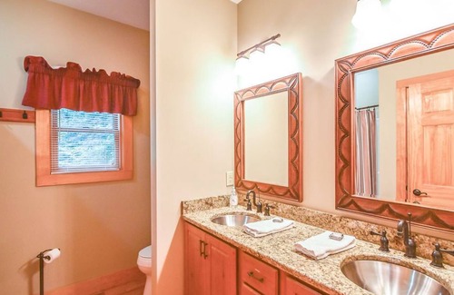 Apple Ridge Cabina | ¡4 millas a Blowing Rock! El hogar de montaña de su familia lejos de casa