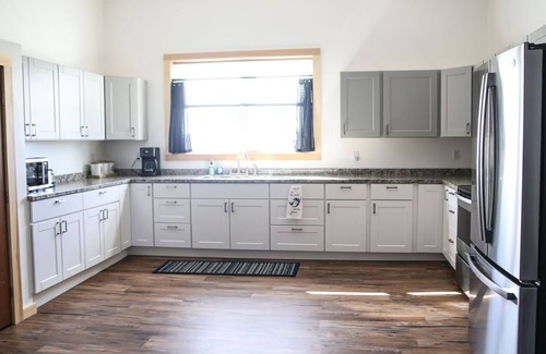 Milbridge Casa | Private, quiet & beautiful second story with peek a boo water views