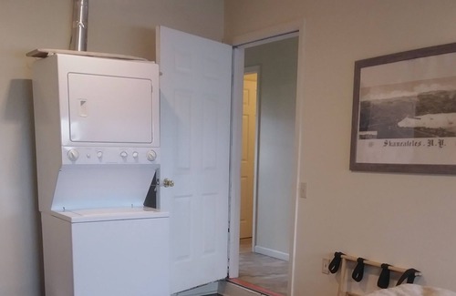 Skaneateles Cabaña | Private, quiet, cozy, 2 miles from lake village.